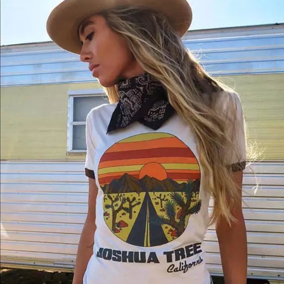 Tops - Joshua Tree cactus Super Soft Retro Ringer Tee